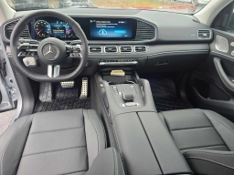 Mercedes-Benz GLS GLS 450 4MATIC SUV 2026