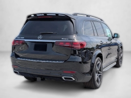 Mercedes-Benz GLS GLS 450 4MATIC SUV 2026