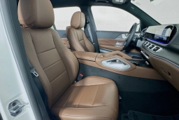 Mercedes-Benz GLS GLS 450 4MATIC SUV 2026