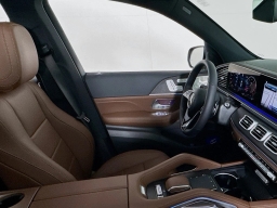 Mercedes-Benz GLS GLS 450 4MATIC SUV 2026