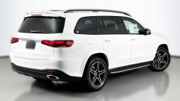 Mercedes-Benz GLS GLS 450 4MATIC SUV 2026