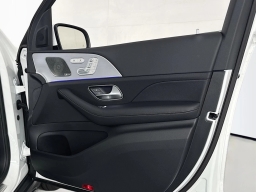 Mercedes-Benz GLS GLS 450 4MATIC SUV 2026