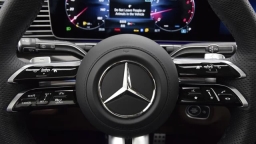 Mercedes-Benz GLS GLS 450 4MATIC SUV 2026