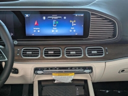 Mercedes-Benz GLS GLS 450 4MATIC SUV 2026