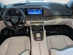 Mercedes-Benz GLS GLS 450 4MATIC SUV 2026