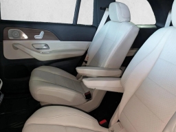 Mercedes-Benz GLS GLS 450 4MATIC SUV 2026