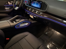 Mercedes-Benz GLS GLS 450 4MATIC SUV 2026