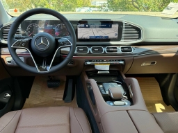 Mercedes-Benz GLS GLS 450 4MATIC SUV 2026