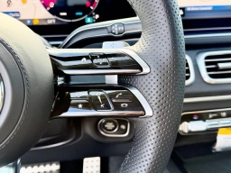 Mercedes-Benz GLS GLS 450 4MATIC SUV 2026