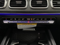 Mercedes-Benz GLS GLS 450 4MATIC SUV 2026