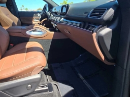 Mercedes-Benz GLS GLS 450 4MATIC SUV 2026