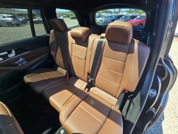 Mercedes-Benz GLS GLS 450 4MATIC SUV 2026