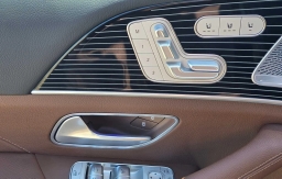 Mercedes-Benz GLS GLS 450 4MATIC SUV 2026