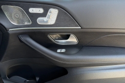 Mercedes-Benz GLS GLS 450 4MATIC SUV 2026