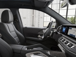 Mercedes-Benz GLS GLS 450 4MATIC SUV 2026