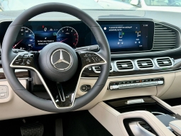 Mercedes-Benz GLS GLS 450 4MATIC SUV 2026