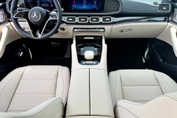 Mercedes-Benz GLS GLS 450 4MATIC SUV 2026