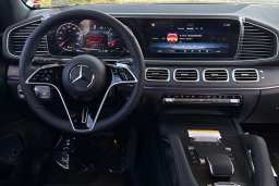 Mercedes-Benz GLS GLS 450 4MATIC SUV 2026