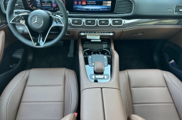 Mercedes-Benz GLS GLS 450 4MATIC SUV 2026