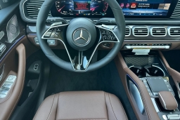 Mercedes-Benz GLS GLS 450 4MATIC SUV 2026