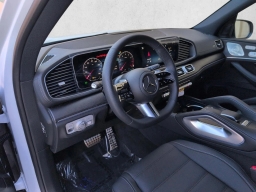 Mercedes-Benz GLS GLS 450 4MATIC SUV 2026