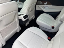 Mercedes-Benz GLS GLS 450 4MATIC SUV 2026