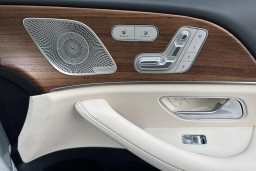 Mercedes-Benz GLS GLS 450 4MATIC SUV 2026