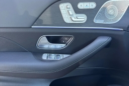 Mercedes-Benz GLS GLS 450 4MATIC SUV 2026