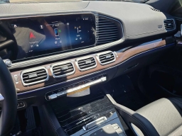 Mercedes-Benz GLS GLS 450 4MATIC SUV 2026