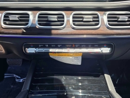 Mercedes-Benz GLS GLS 450 4MATIC SUV 2026