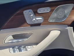 Mercedes-Benz GLS GLS 450 4MATIC SUV 2026