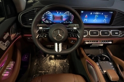 Mercedes-Benz GLS GLS 450 4MATIC SUV 2026