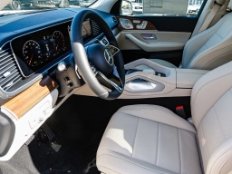Mercedes-Benz GLS GLS 450 4MATIC SUV 2026