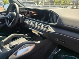 Mercedes-Benz GLS GLS 450 4MATIC SUV 2026