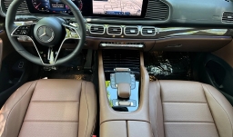 Mercedes-Benz GLS GLS 450 4MATIC SUV 2026