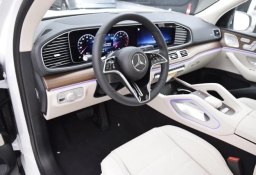 Mercedes-Benz GLS GLS 450 4MATIC SUV 2026