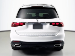 Mercedes-Benz GLS GLS 450 4MATIC SUV 2026