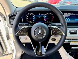 Mercedes-Benz GLS GLS 450 4MATIC SUV 2026