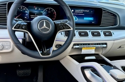 Mercedes-Benz GLS GLS 450 4MATIC SUV 2026
