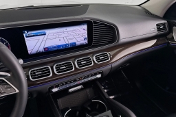 Mercedes-Benz GLS GLS 450 4MATIC SUV 2026