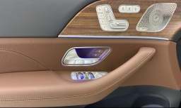Mercedes-Benz GLS GLS 450 4MATIC SUV 2026