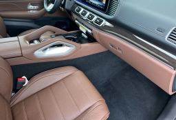 Mercedes-Benz GLS GLS 450 4MATIC SUV 2026