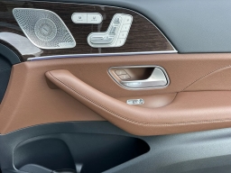 Mercedes-Benz GLS GLS 450 4MATIC SUV 2026