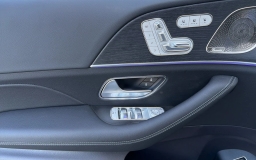 Mercedes-Benz GLS GLS 450 4MATIC SUV 2026