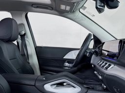 Mercedes-Benz GLS GLS 450 4MATIC SUV 2026