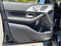 Mercedes-Benz GLS GLS 450 4MATIC SUV 2026
