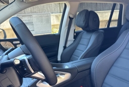 Mercedes-Benz GLS GLS 450 4MATIC SUV 2026