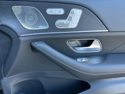 Mercedes-Benz GLS GLS 580 4MATIC SUV 2026