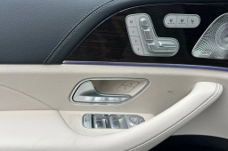 Mercedes-Benz GLS GLS 580 4MATIC SUV 2026