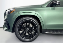 Mercedes-Benz GLS GLS 580 4MATIC SUV 2026